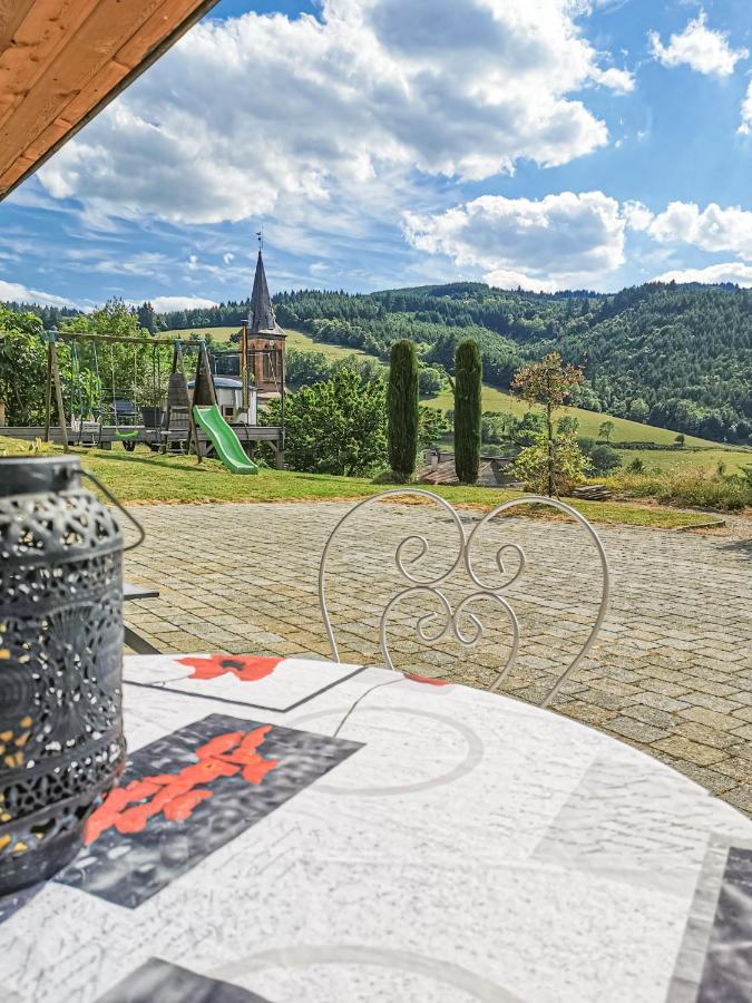 Bed and Breakfast Domaine De La Rue De La Tour Valsonne Exteriér fotografie